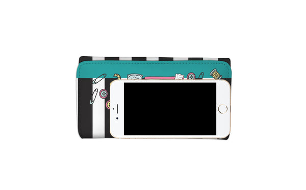 Chic & Sassy I Love to Sew Women's Wallet (Teal)